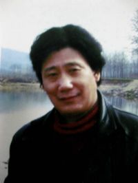 方茂鸿老师的照片，单击鼠标查看大图！