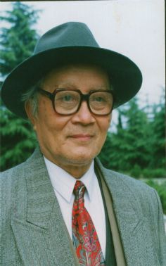 卓然老师的照片，单击鼠标查看大图！